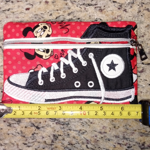 Mini Mouse Change Purse - Picture 4 of 5
